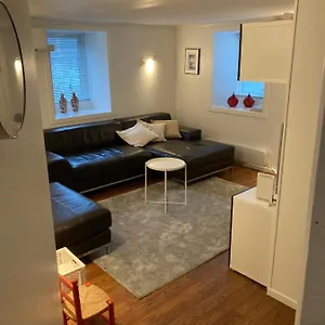Kjellerleilighet - Naert Haukeland Sykehus. , Bergen Norwegia