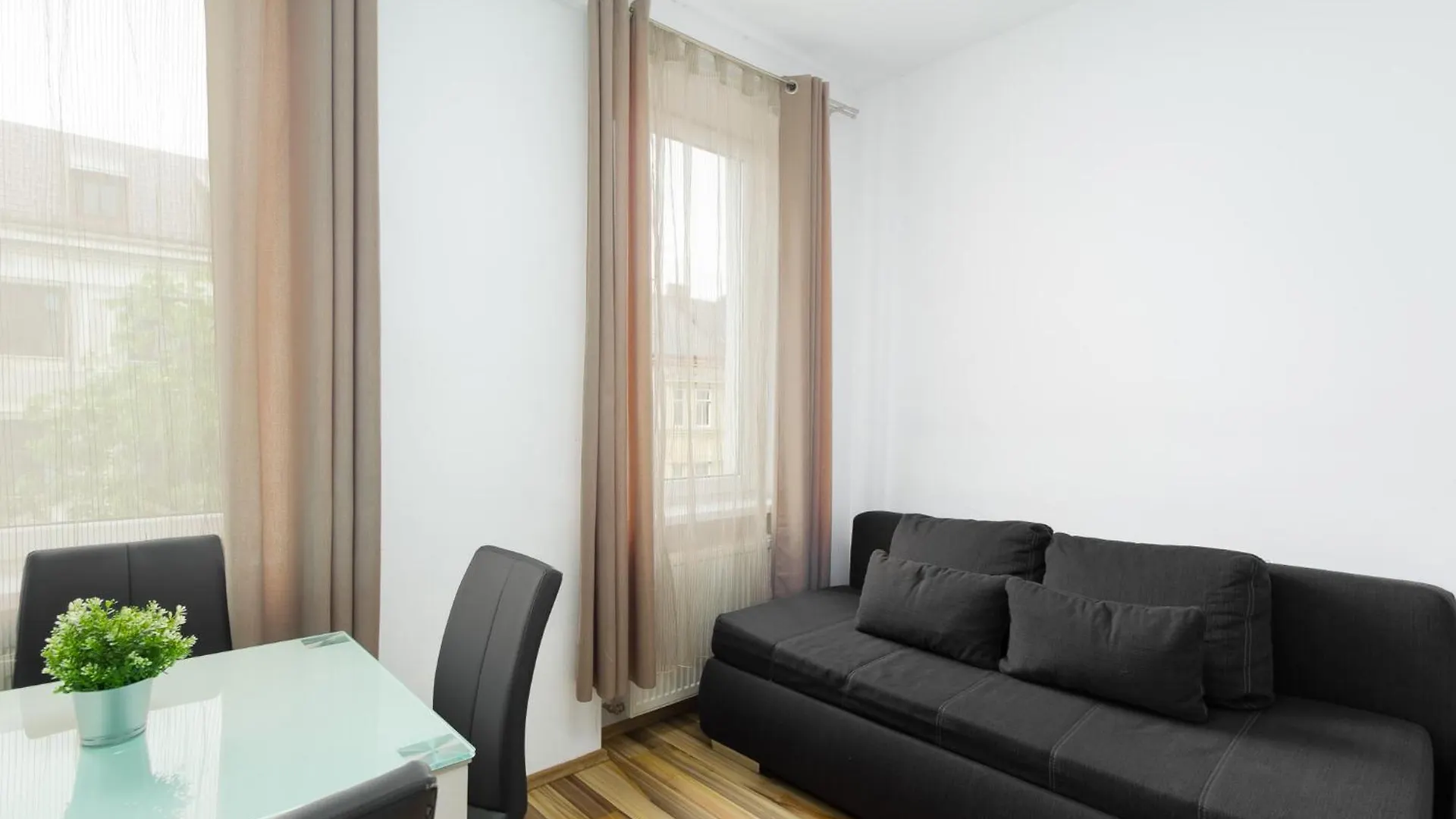 Apartment Huglgasse Vienna