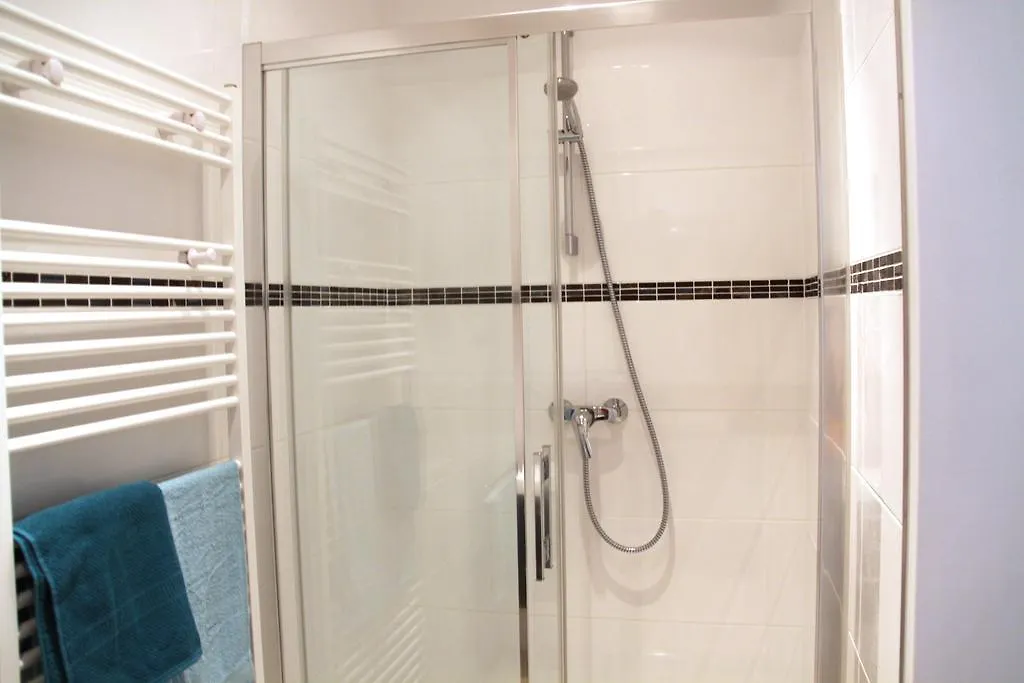 Apartment Huglgasse Vienna Austria